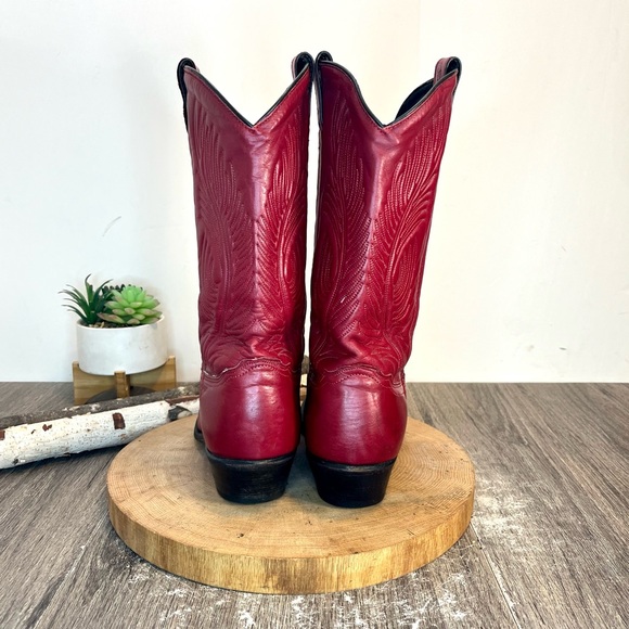 *Abilene Boots Ladies 11” Red Cowhide Pointed Toe Boot Size 10M - Picture 10 of 16